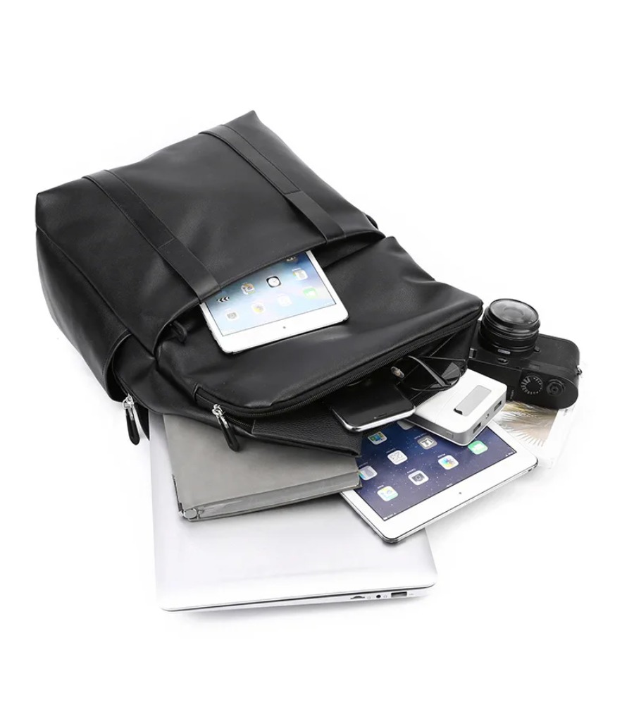 Roomy travel-ready backpack ke - Leatherworking Items ulasan dan harga