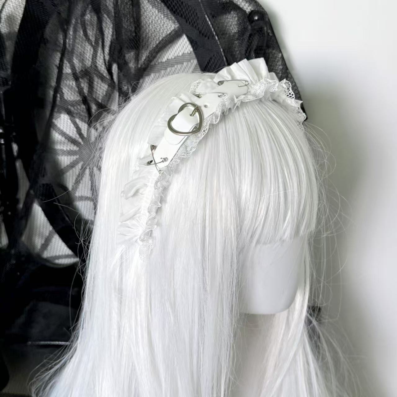 Punk Lace Love Buckle Leather  - Leatherwork Rings ulasan dan harga